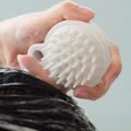 ច្រាស់កក់សក់ - Silicone Shampoo Brush - Image 2