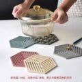 ស៊ីលីកូនទ្រាប់កែវ - Silicone Tableware Insulation Mat 5PCS - Image 4