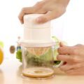 ប្រដាប់ច្របាច់ក្រូច - Mini Manual Orange Juicer - Image 3