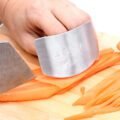 ដែកពាក់ចិតបន្លែ _ Stainless Steel Finger Protector - Image 3