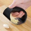 ប្រដាប់សង្កត់ខ្ទឹម - Garlic Crusher - Image 5