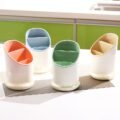 ប្រដាប់ដាក់​ ស្លាបព្រា​ សម​ ចង្កឹះ - Plastic Chopstick Holder - Image 3